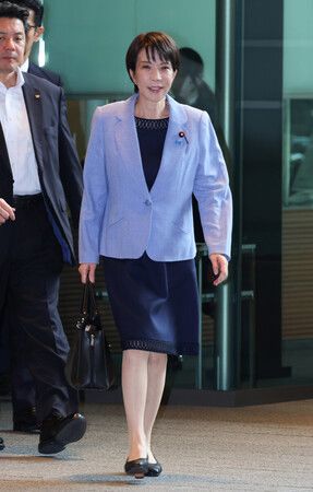 首相高市早苗進入首相官邸。攝於29日,東京永田町