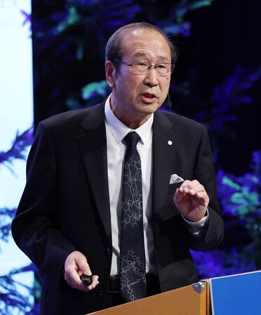 諾貝爾化學獎得主、京都大學特任教授北川進進行紀念演講。攝於8日,斯德哥爾摩