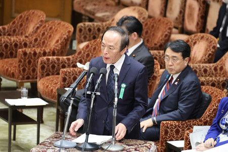 日本銀行總裁植田和男在眾議院預算委員會上答辯。攝於9日下午,國會內