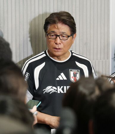 接受採訪的日本足協技術委員長山本昌邦。11日攝於美國納許維爾