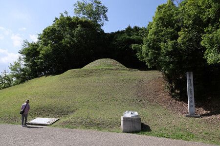 龜虎古墳(Kitora古墳)。5月29日,奈良縣明日香村