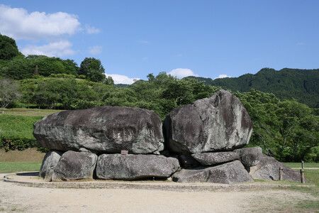 石舞台古墳。=5月29日,奈良縣明日香村
