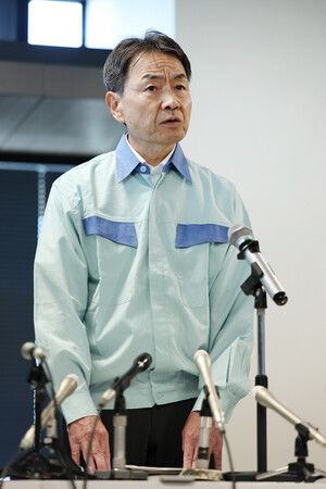 日本製紙社長瀨邊明5日下午在熊本縣八代市召開記者會,說明熊本地震造成工廠9人死亡事故