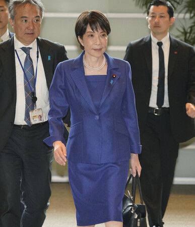 日本首相高市早苗15日上午進入位於東京永田町的首相官邸