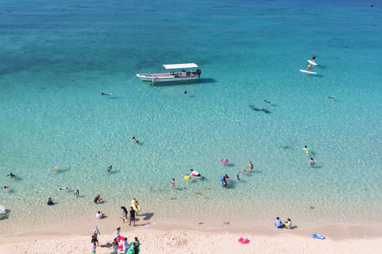 تحظى سواحل كاشيوا بشعبية كبيرة لدى مرتادي الشواطئ ومحبي الرياضات المائية.