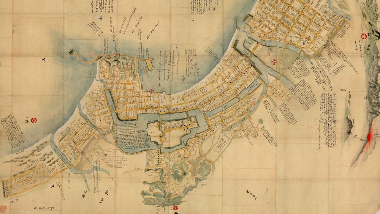 خريطة لفوكوؤكا في أوائل القرن التاسع عشر تُظهر بلدة القلعة القريبة من البحر، ما يشير إلى ازدهار التجارة (الصورة بإذن من مكتبة جامعة كيوشو)