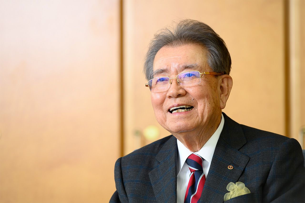 رئيس الشركة شيما ماساهيرو.