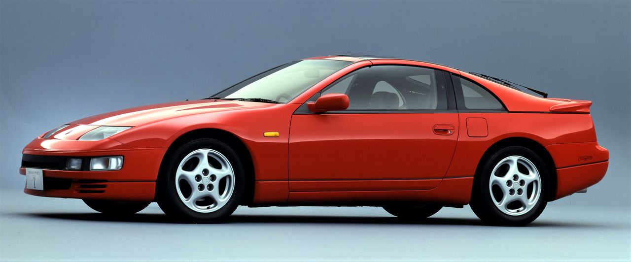 سيارة نيسان فيرليدي Z التي تم إصدارها في شهر يوليو/ تموز من عام 1989. سيارة رياضية تقليدية تمثل العلامة التجارية، وأصبحت ذات طراز طويل الأمد تم بيعه حتى عام 2000. © نيسان.