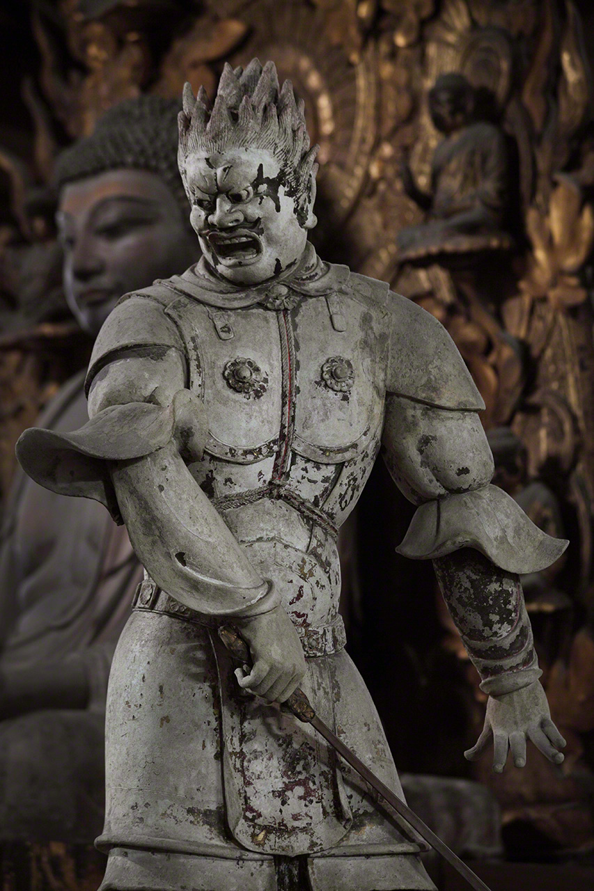 (&copy; مودا توموهيرو)