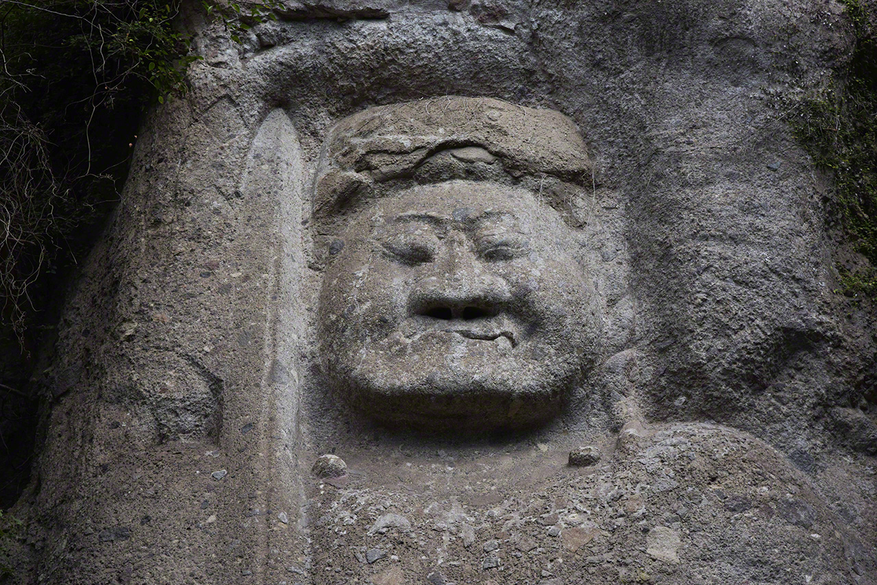 (&copy;&nbsp;مودا توموهيرو)