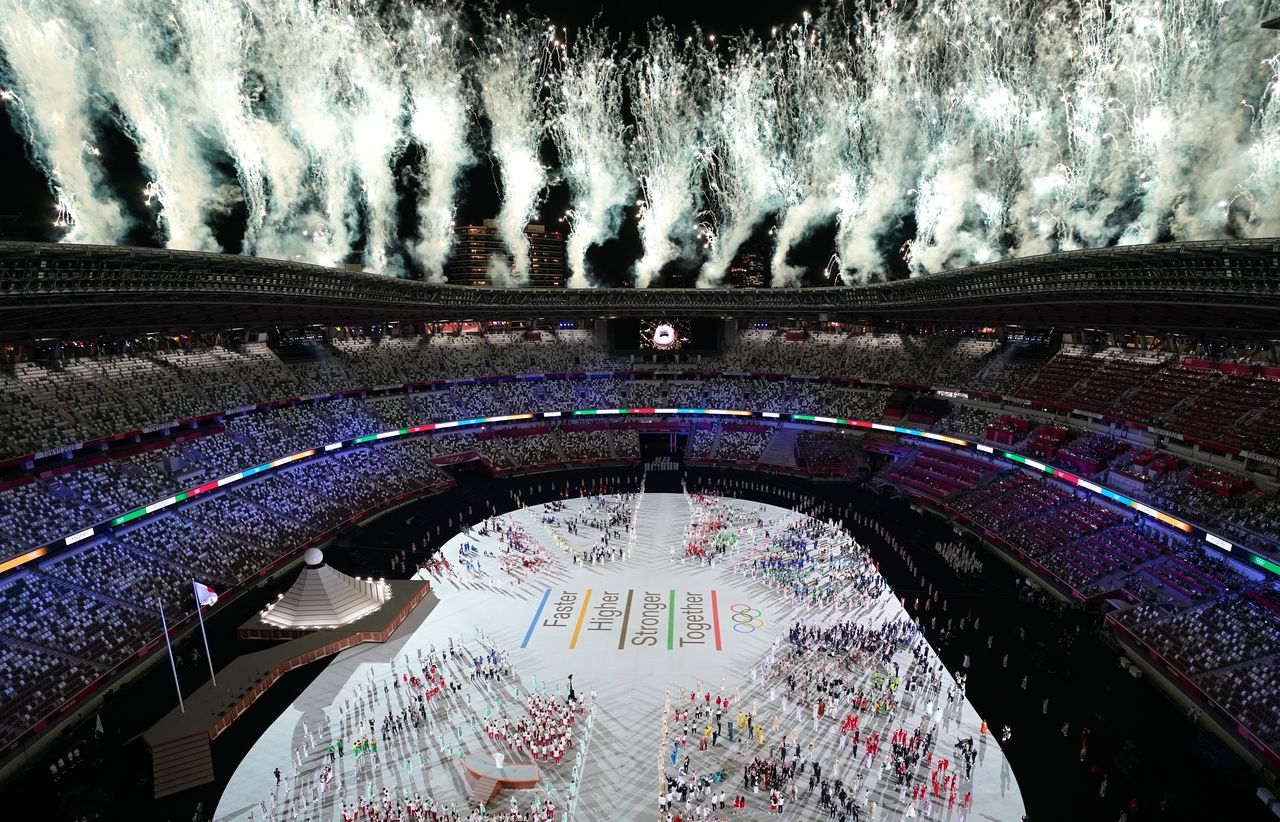 صورة لحفل افتتاح أولمبياد طوكيو 2020 يوم الجمعة. صورة لرويترز.