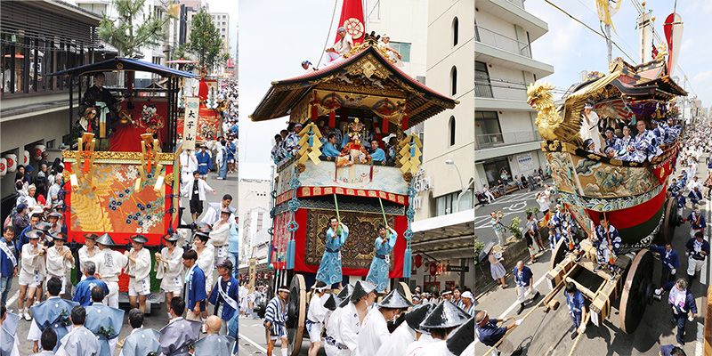 “山”上放置着人偶。左图为“郭巨山”彩车。中图为“放下鉾”彩车,车上单手持扇、发出喊声的是掌舵者。右图为“船鉾”彩车,整辆彩车呈船形