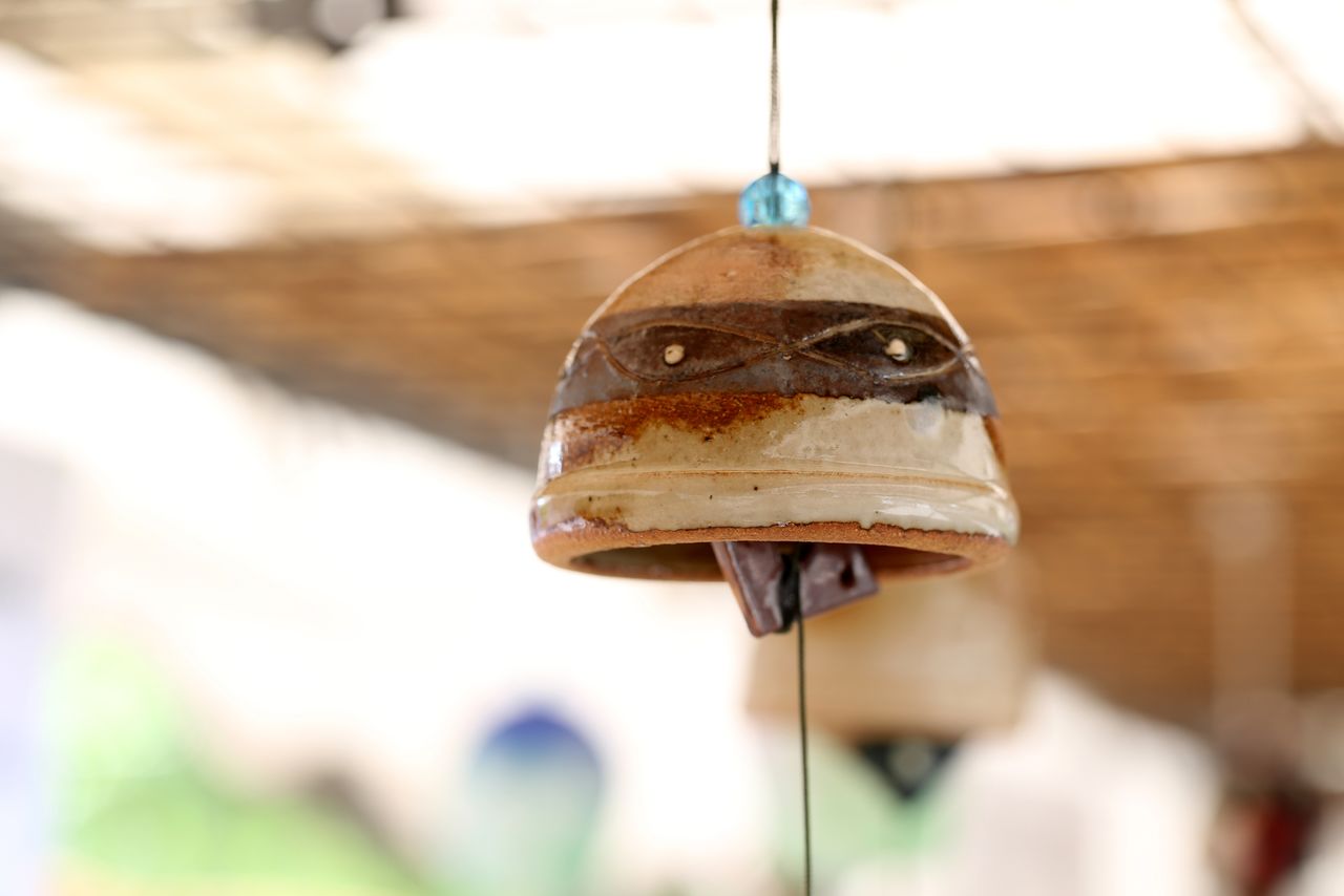 日向鉾岛烧陶制风铃 ©PIXTA