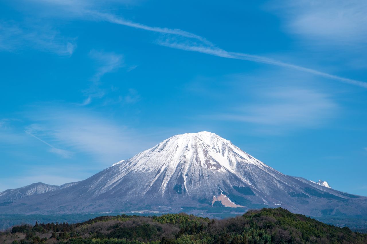 伯耆富士 : 大山（PIXTA）