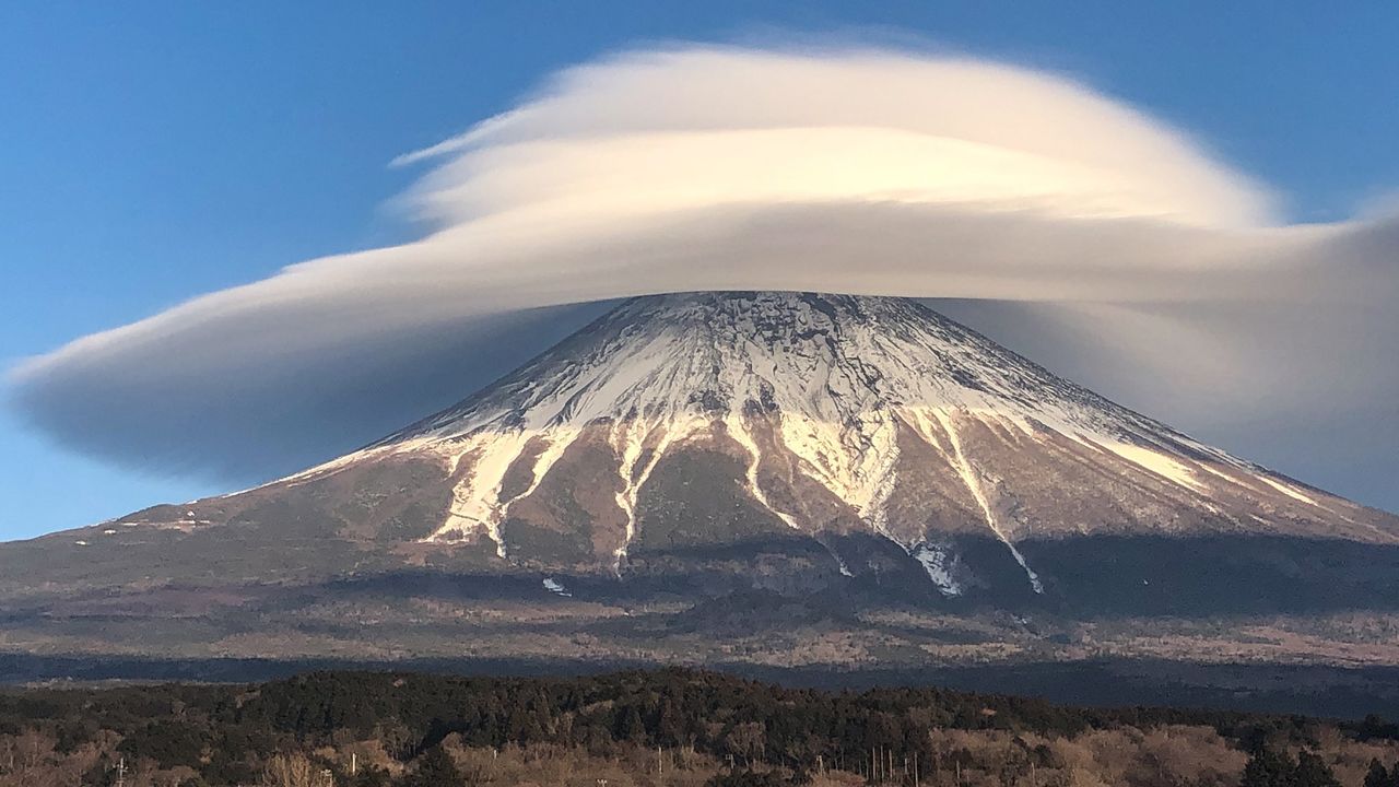 新一代摄影师桥向真，向世界展示超壮美富士山| Nippon.com