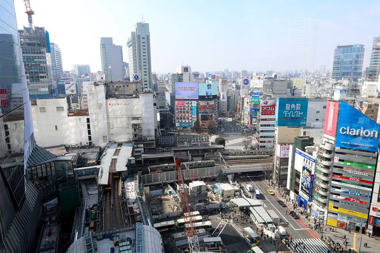 涩谷站周边持续进行着都市再开发，2019年2月20日（时事社）