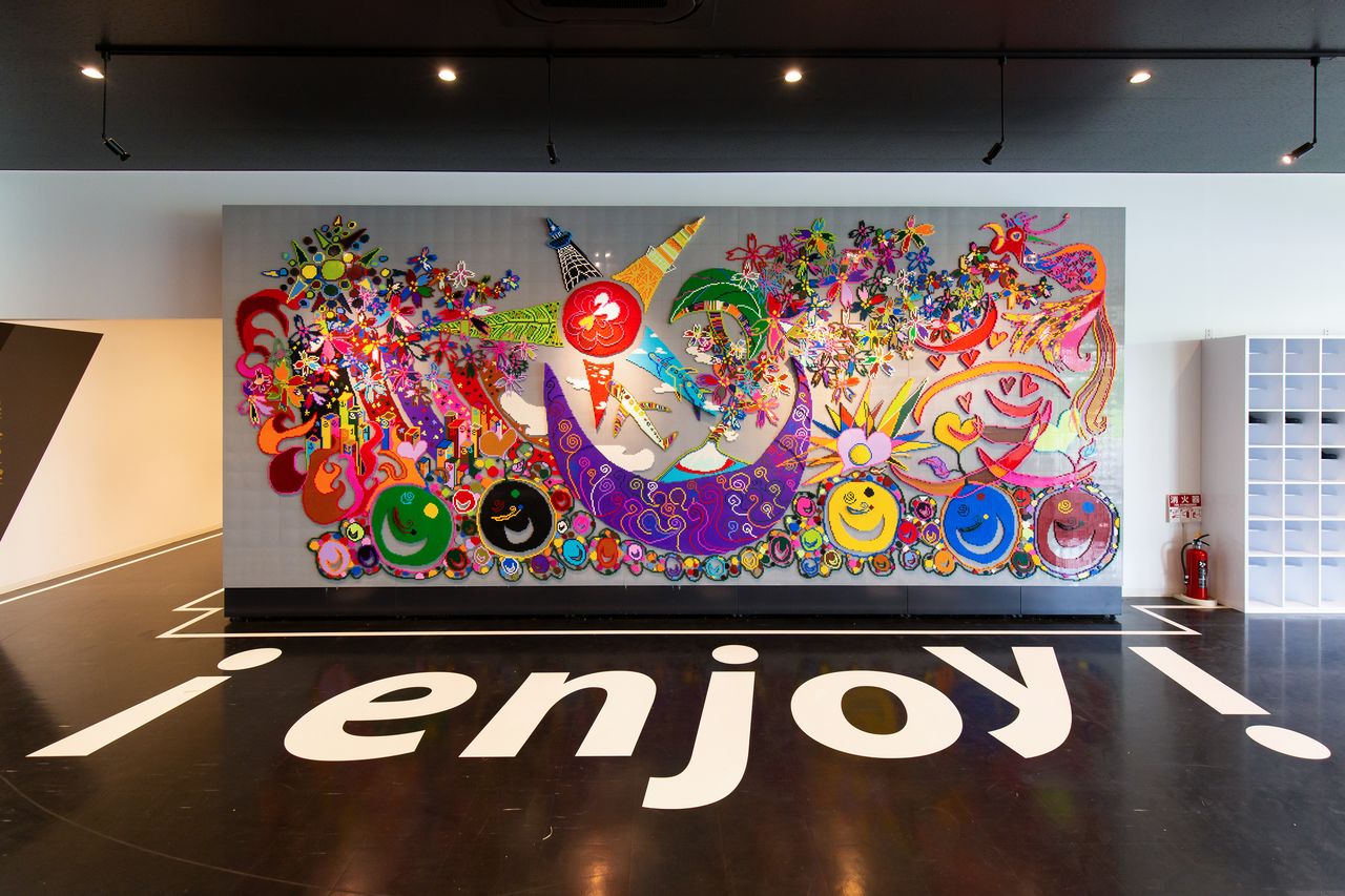 Para Arena内放置的一幅香取慎吾画作的复制品“乐高壁画”。祝愿可以早一天再次迎来残疾人运动员