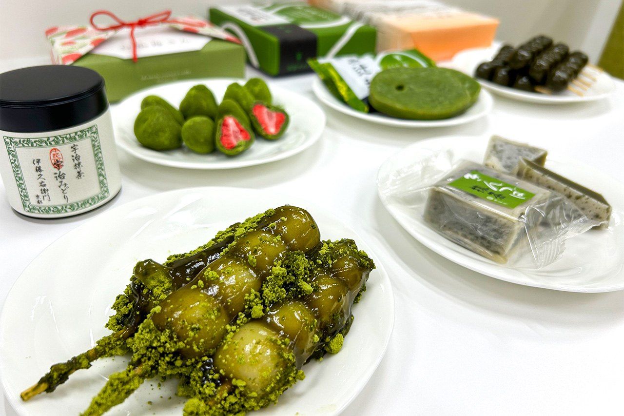 宇治的伴手礼全是抹茶美食(图片:松本创一)