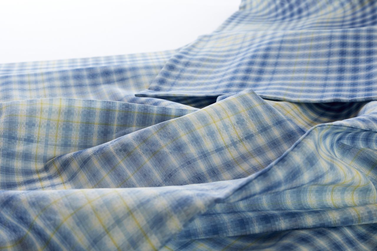 纹纱和服“海境”。于第64届日本传统工艺展展出(图片:川越裕介)