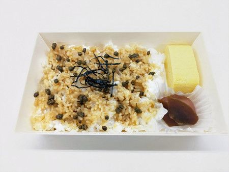 阪神百货梅田总店推出的“无鳗肉的烤鳗汁米饭便当”（阪神百货提供）
