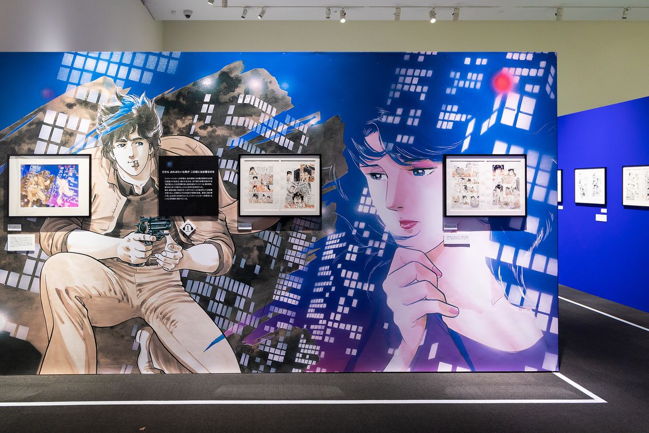 展览从珍贵的第1集手稿和彩色扉画开始