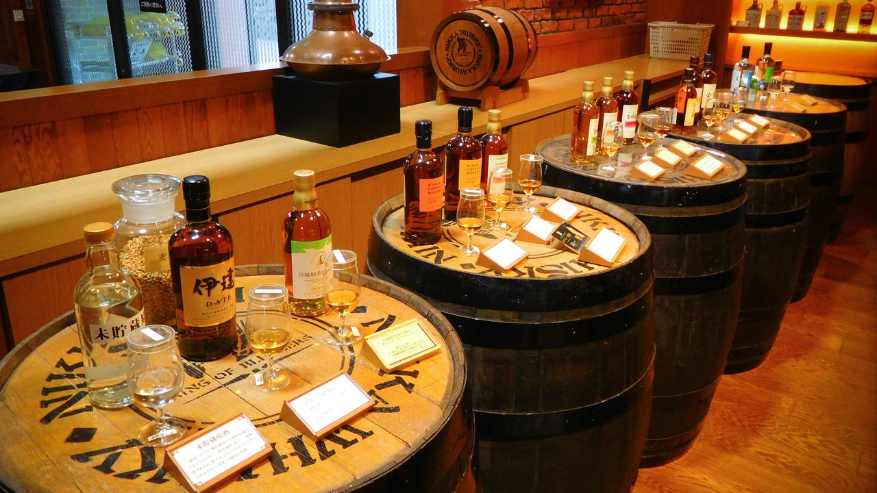 whiskey tours japan