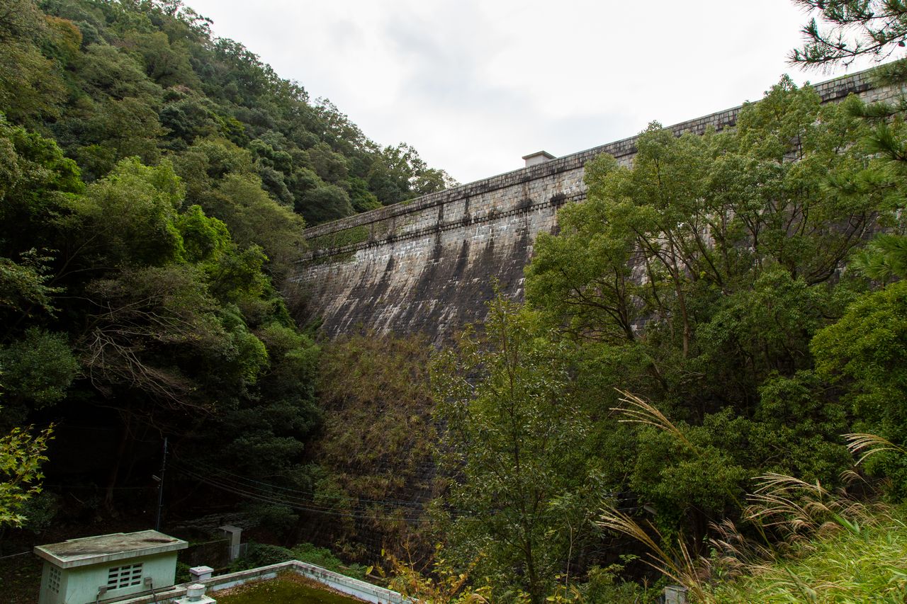 Nunobiki Dam.
