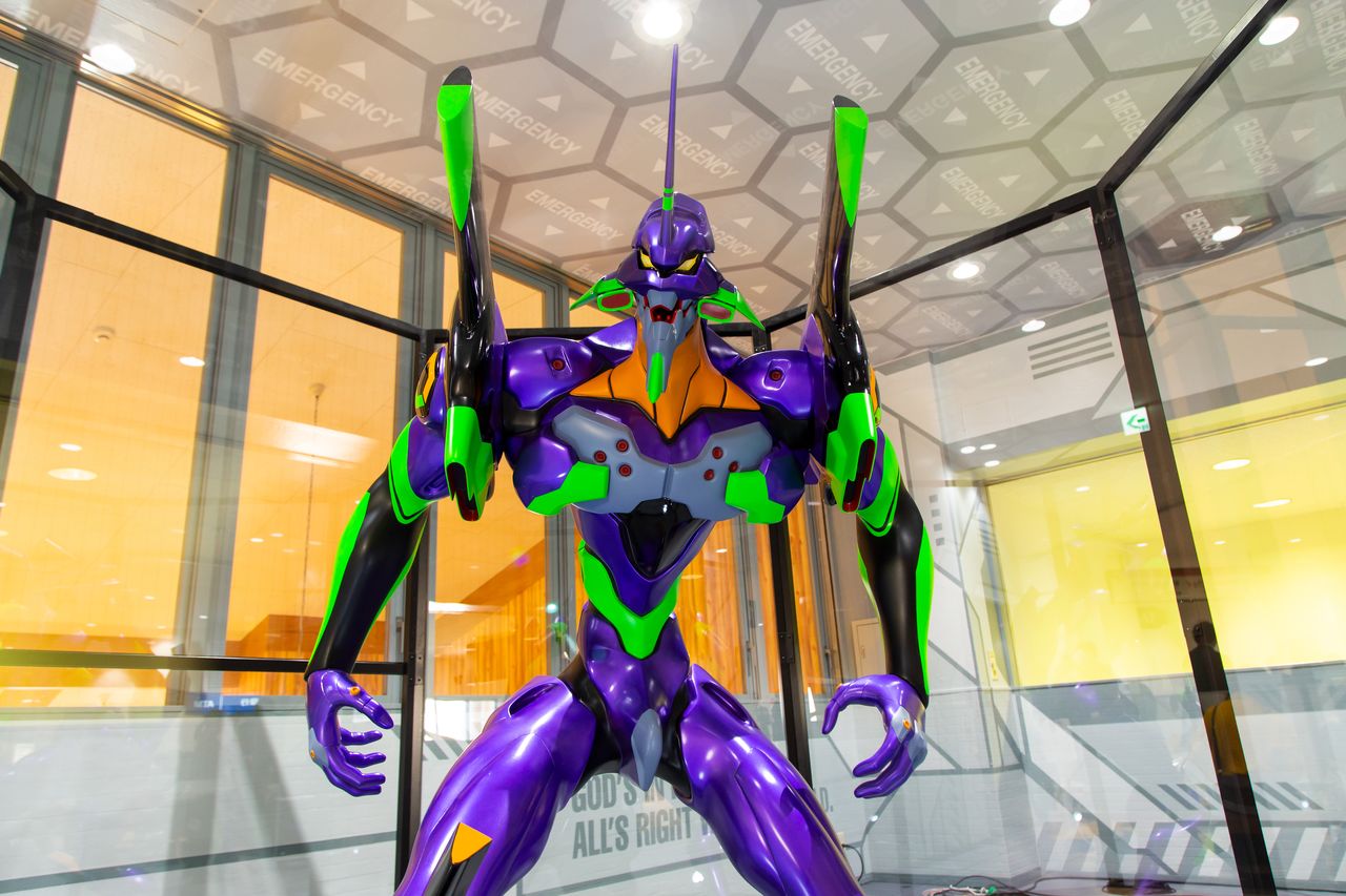The impressive EVA Unit 01 statue that features prominently in the station hall.
