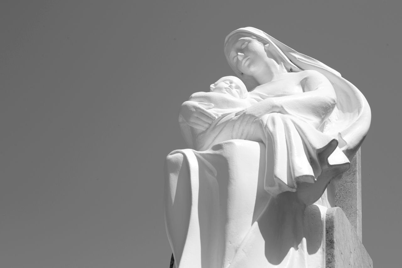 The Virgin Mary and the Infant Jesus (2013).