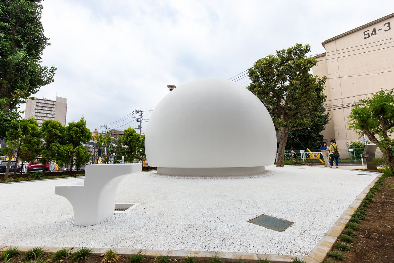 Completed August 2021, the public toilets at the Nagagō Dōri Park are activated by voice command, allowing a contactless experience.