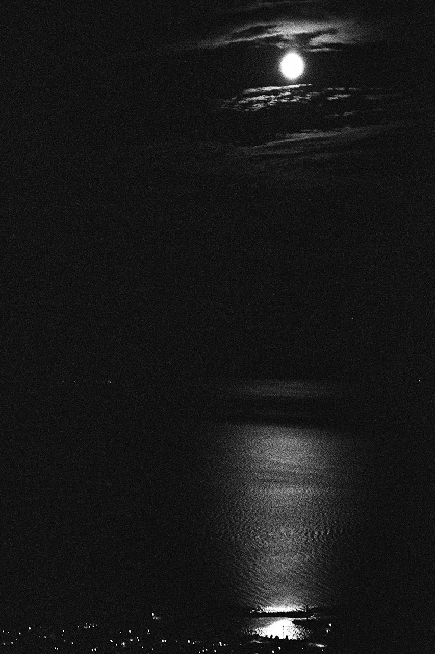 Full moon over the Tsugaru Strait. (2008) 