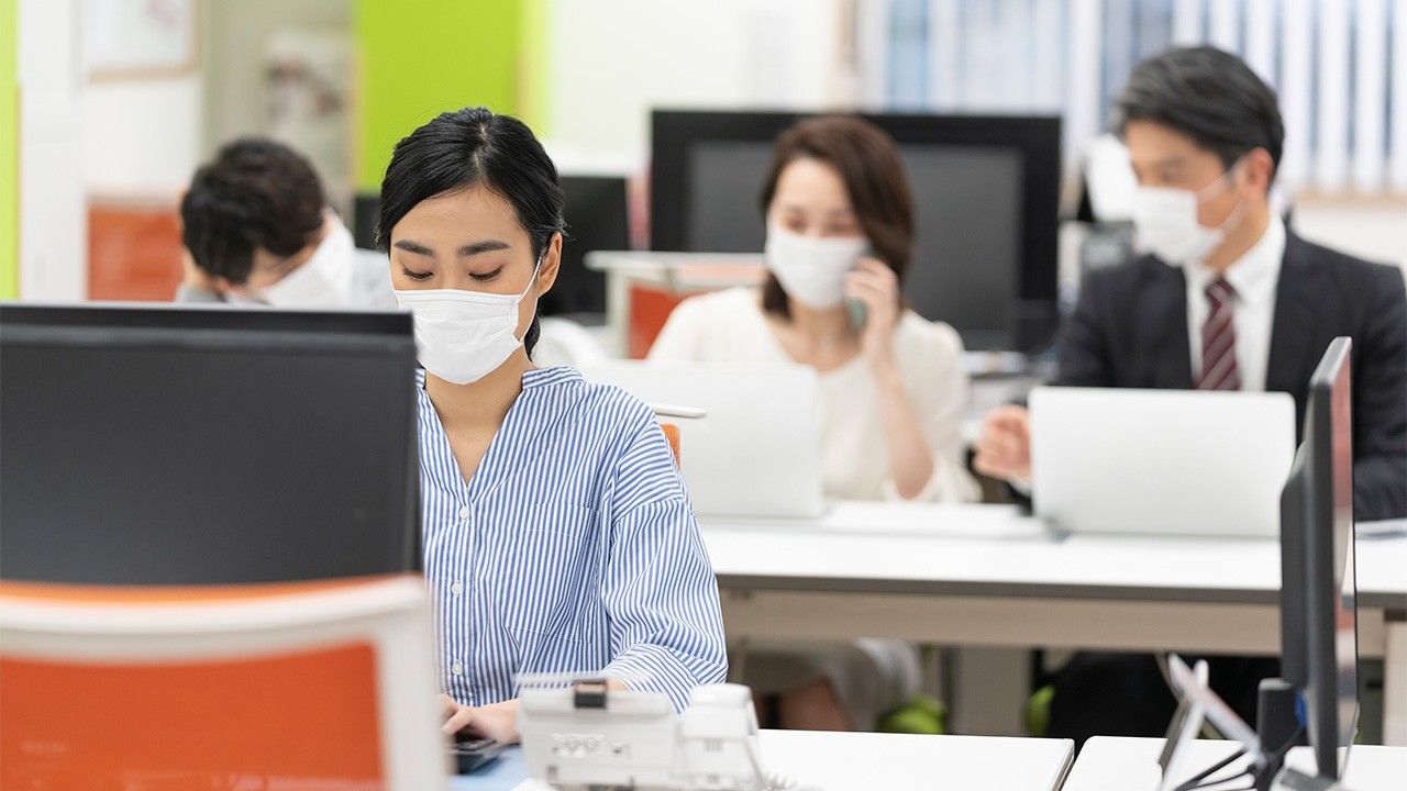 Workcations”: Changing How Japanese Offices Run in the Post-COVID-19 Era |  Nippon.com