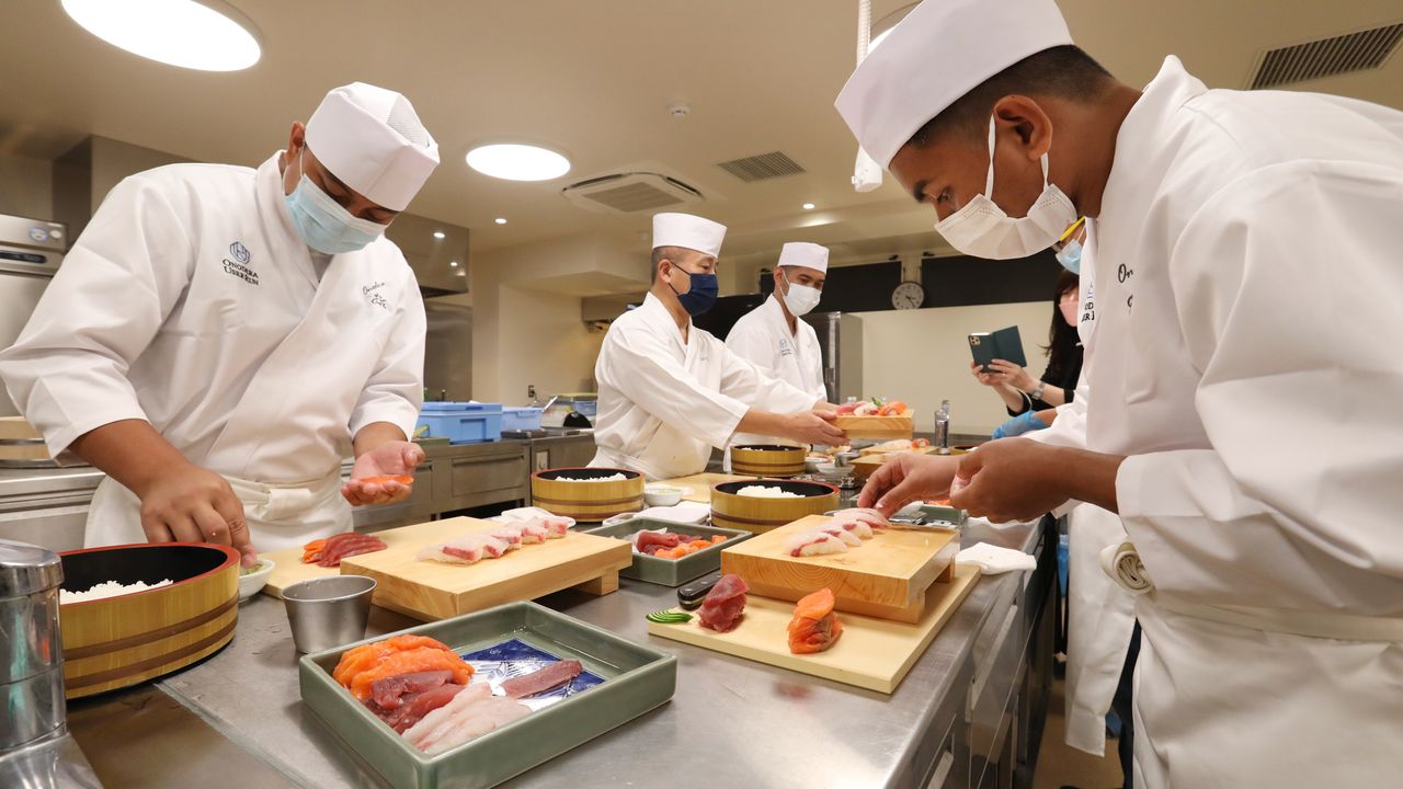 Japan’s Foreign Population Rises Above 4 Million for the First Time