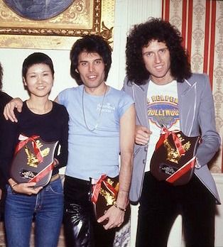 Tōgō with Freddie Mercury and Brian May on tour in New Orleans, Louisiana in October 1978. (Photo courtesy Tōgō Kaoruko)