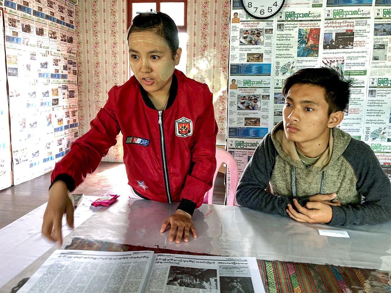 Moon Moon Pan (left) and Ah Je (right) talk about their ordeal. (Courtesy the author)