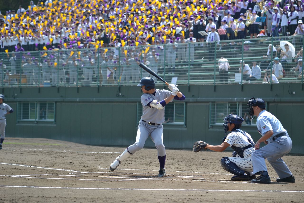 Ohtani at bat in the quarterfinal of the 2012 Iwate regional baseball tournament. (Courtesy of the author)