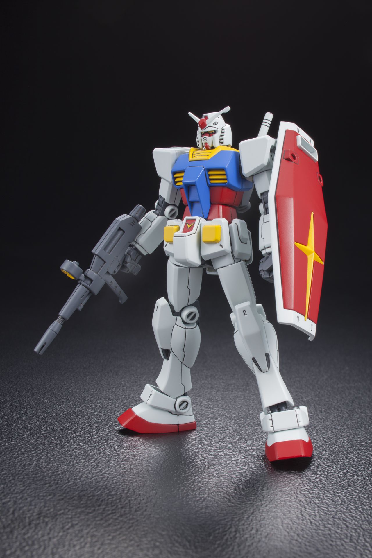 A Gundam RX-78-2 HGUCI 1/144 scale model released by Bandai in 2015 for the thirty-fifth anniversary of the series. (© Jiji)