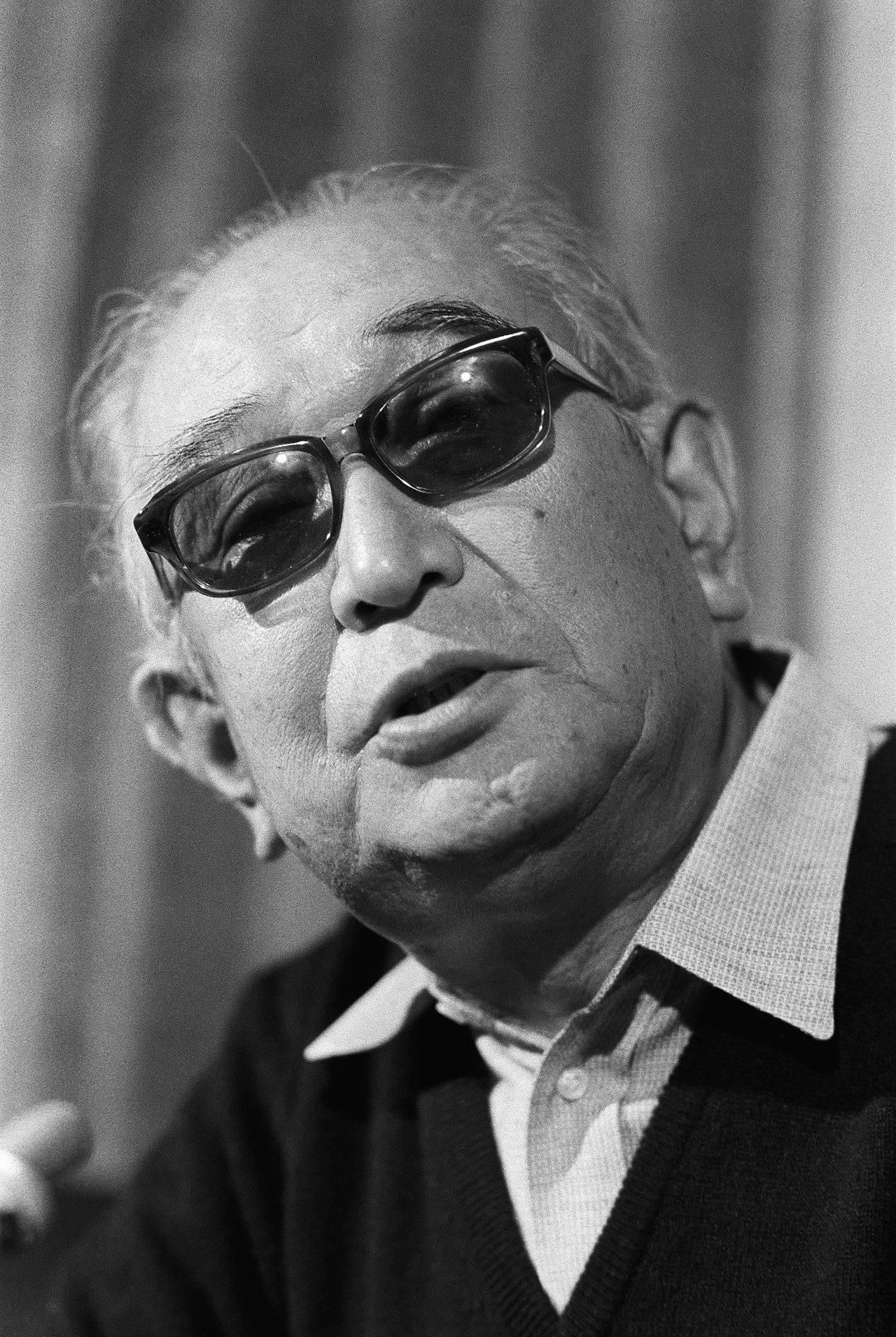 Kurosawa Akira in 1985. (© Jiji)