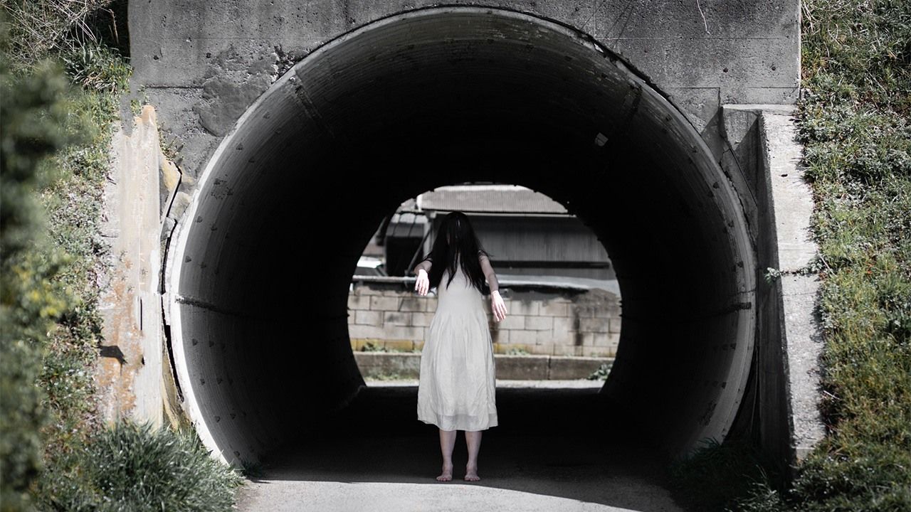 Japanese Urban Legends from the “Slit-Mouthed Woman” to “Kisaragi Station”  