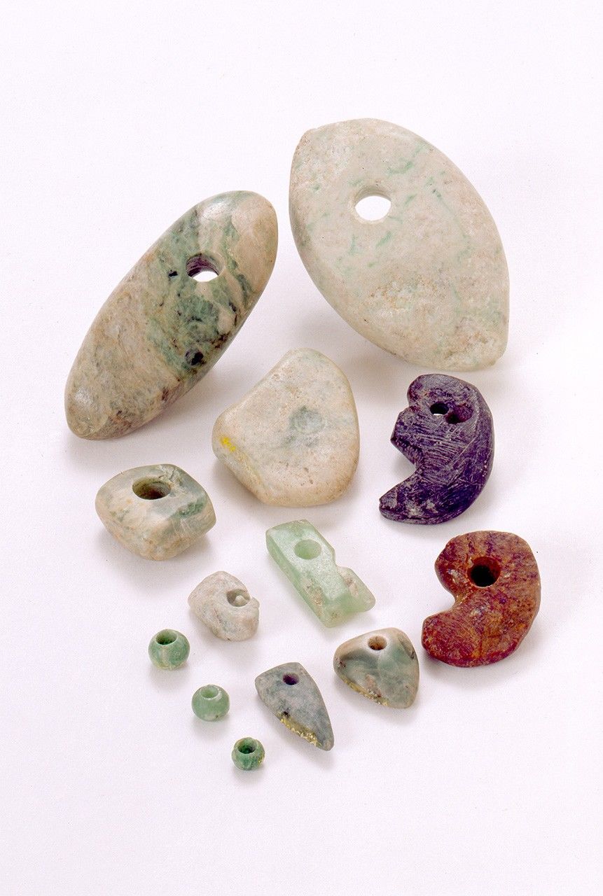 Jade and other jewels excavated from the Sakai A Archaeological Site in Toyama Prefecture. (Courtesy Toyama Prefectural Center for Archaeological Operations)