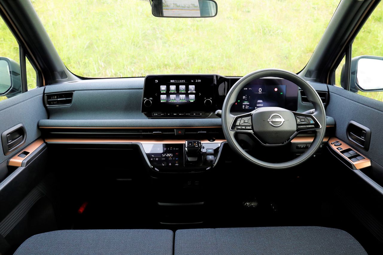 The Sakura’s interior surpasses conventional kei-class vehicles in both its advanced design and rich detailing. (Courtesy of Nissan Motors)