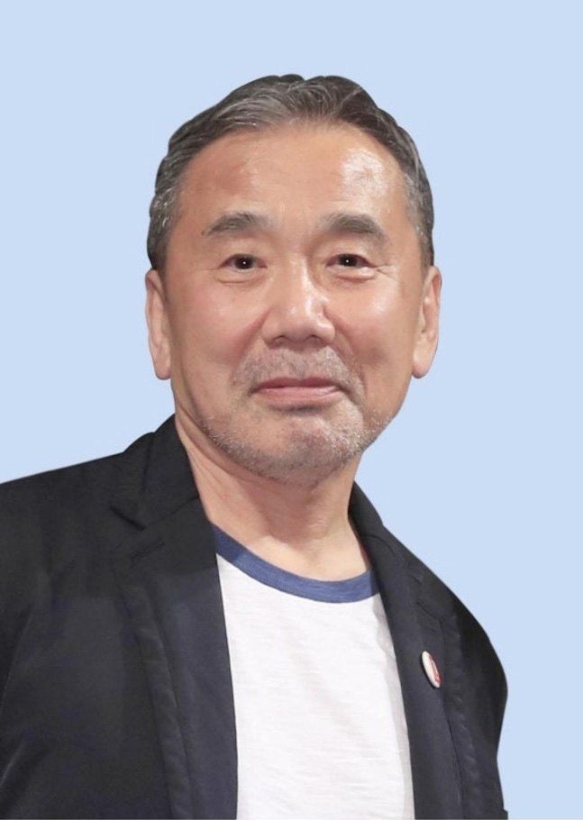 Murakami Haruki’s new novel has been welcomed by fans. (© Kyōdō)