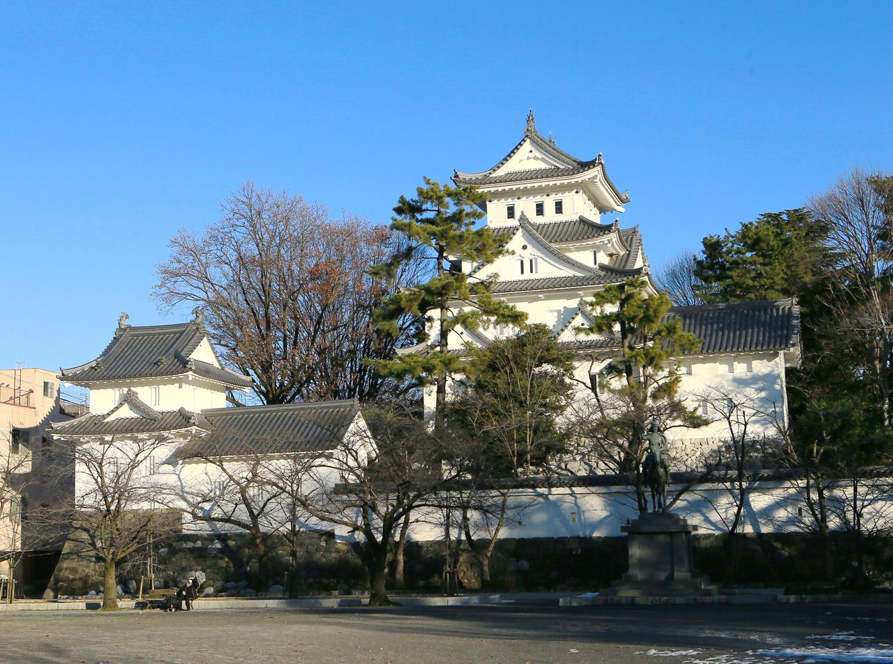Ōgaki Castle in Ōgaki, Gifu Prefecture, was the base for Mitsunari and the western army in the Battle of Sekigahara. Originally built in 1535, it was designated a national treasure in 1936, but was burnt down during a US bombing raid in 1945. The castle was reconstructed in 1959. (© Jiji)