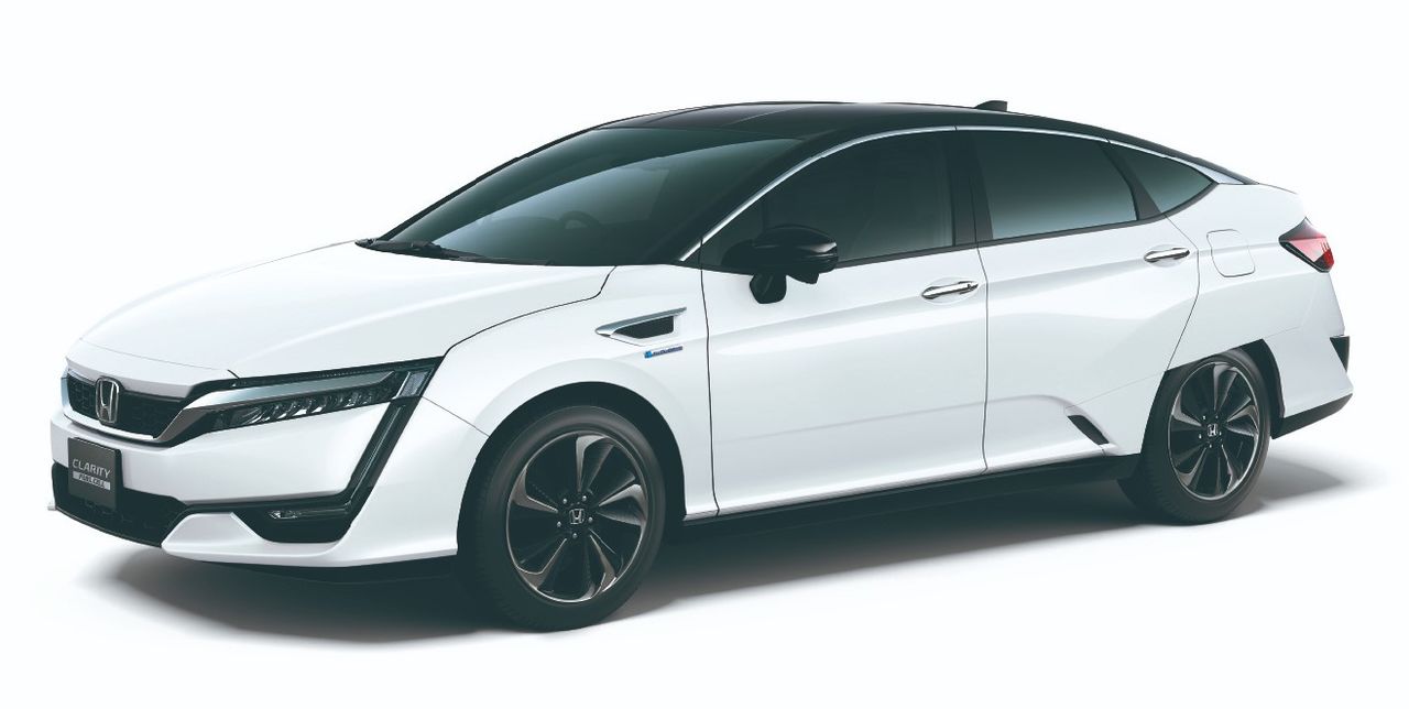 The Clarity Fuel Cell reigned as Honda’s “ultimate green car.” The model was produced until September 2021. (© Honda)