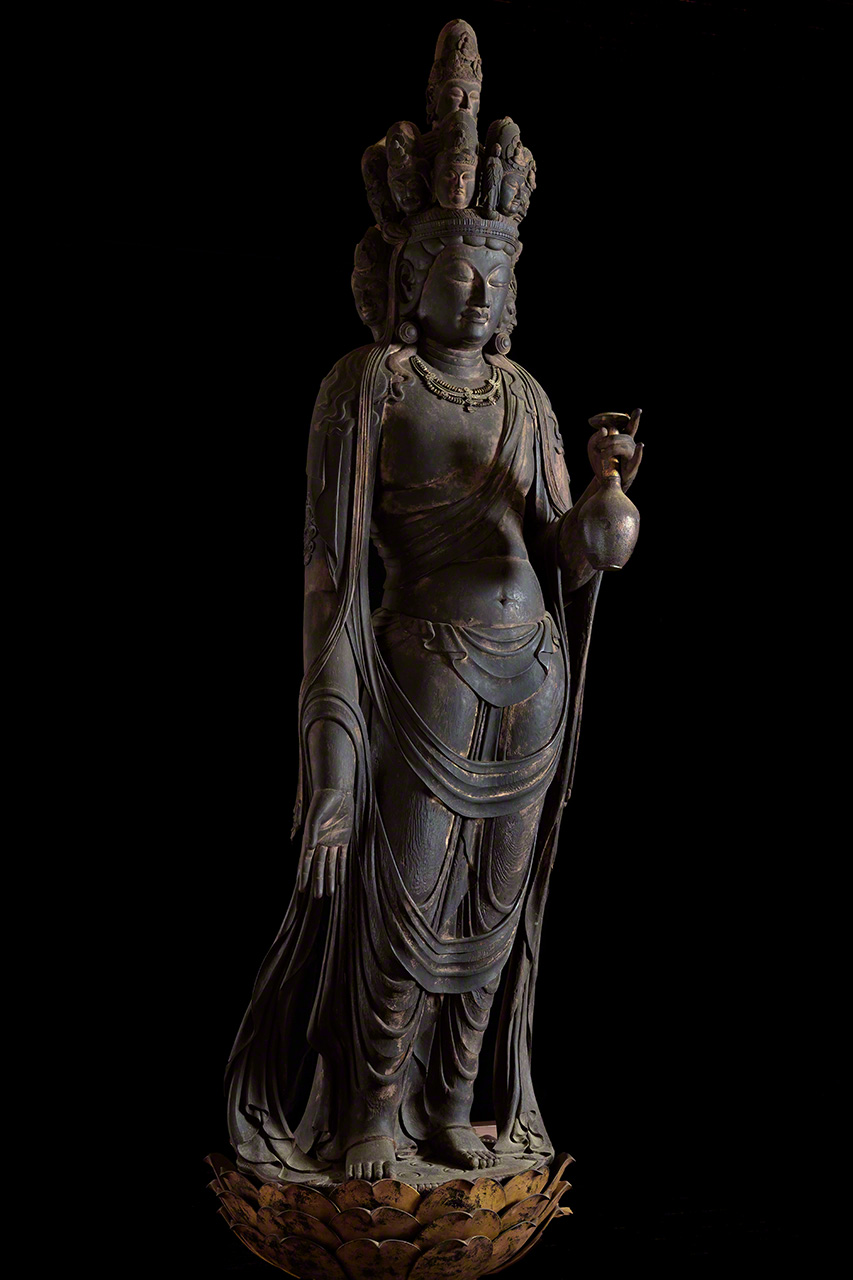 (&copy;&nbsp;Muda Tomohiro)