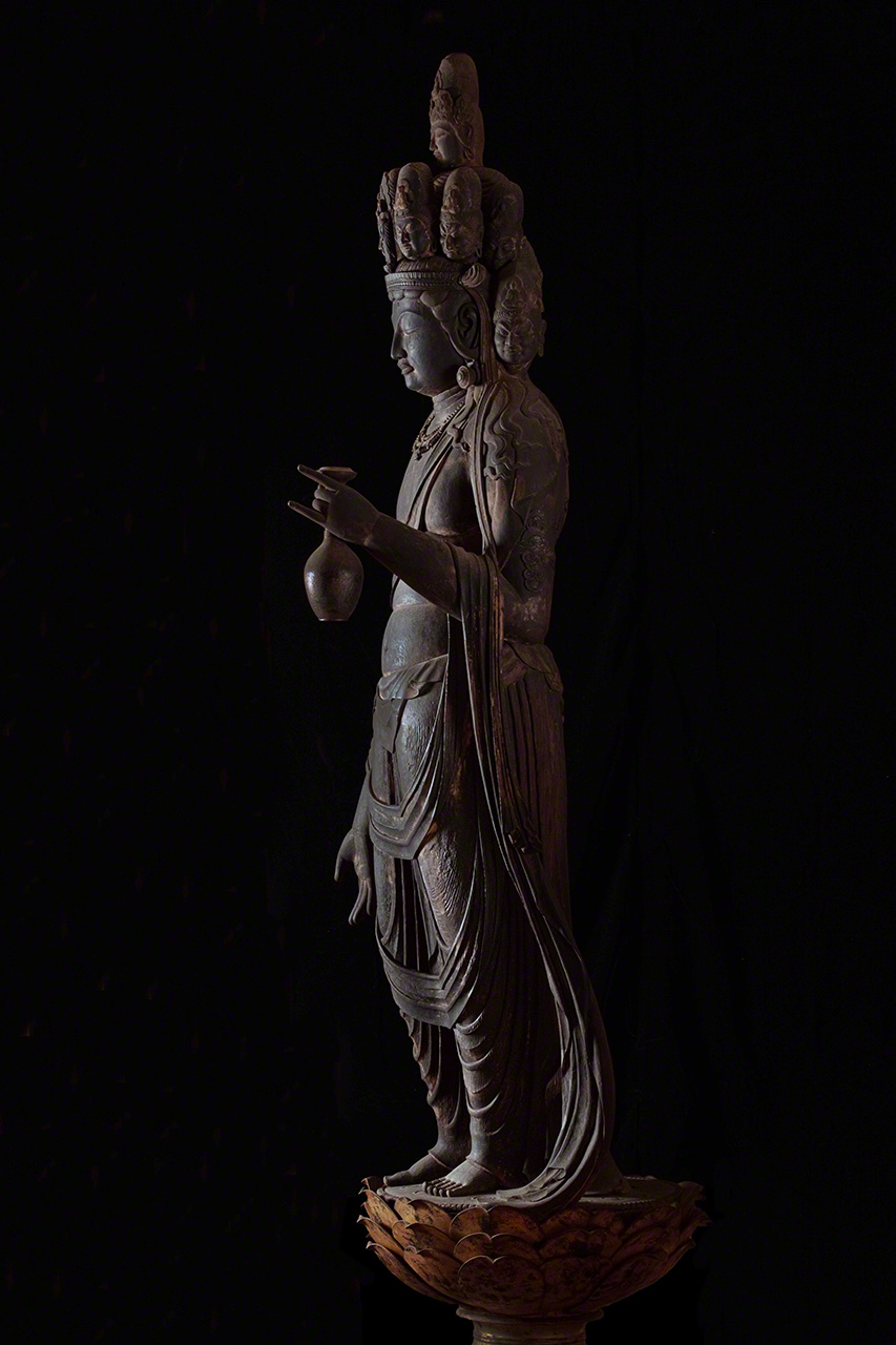 (&copy;&nbsp;Muda Tomohiro)