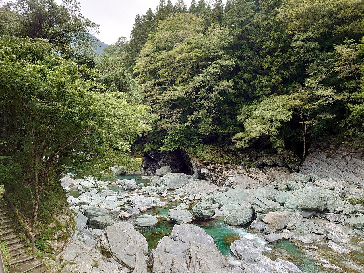 The river bottom below Iya no Kazura Bridge.