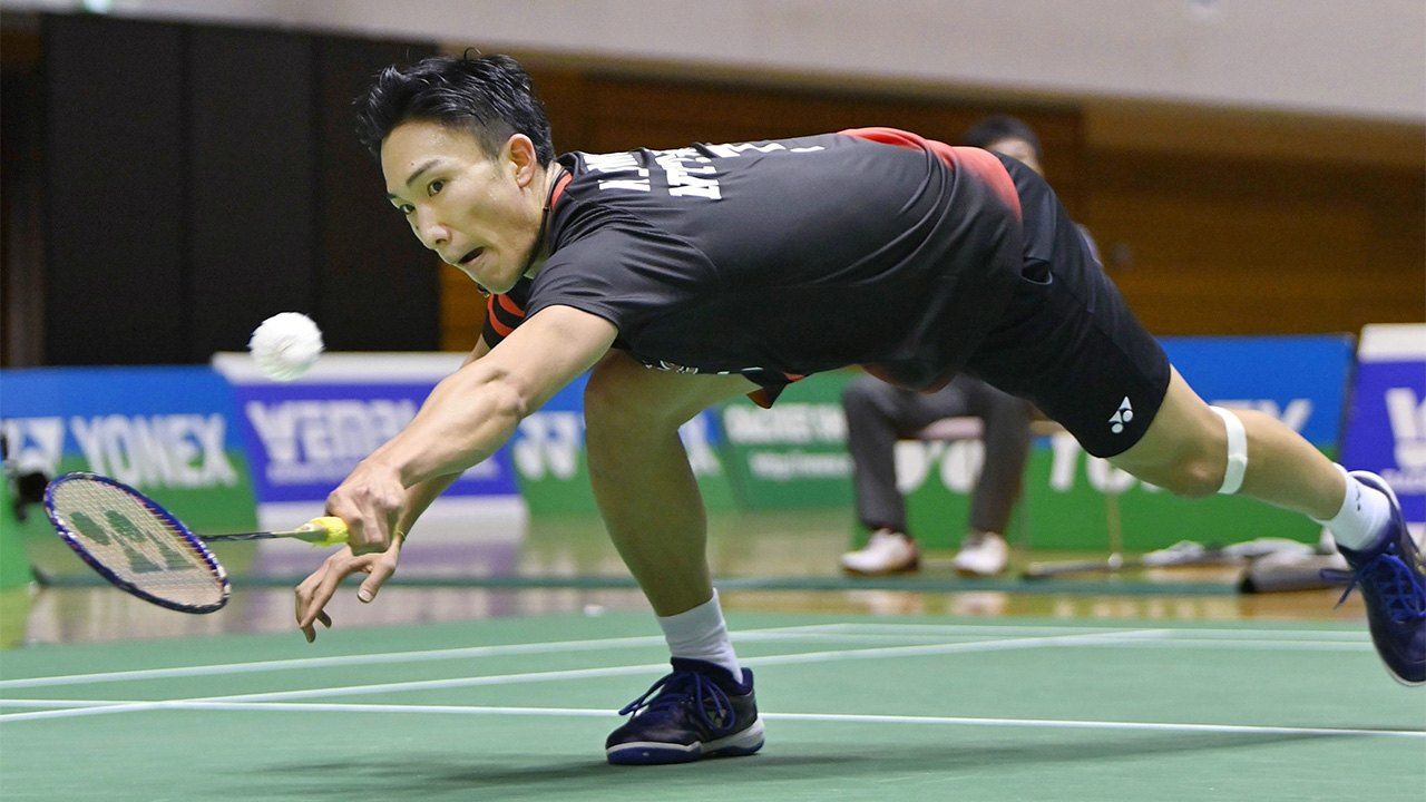 Momota Kento Badminton Star Overcomes Suspension and Injury on the Way to Tokyo Nippon