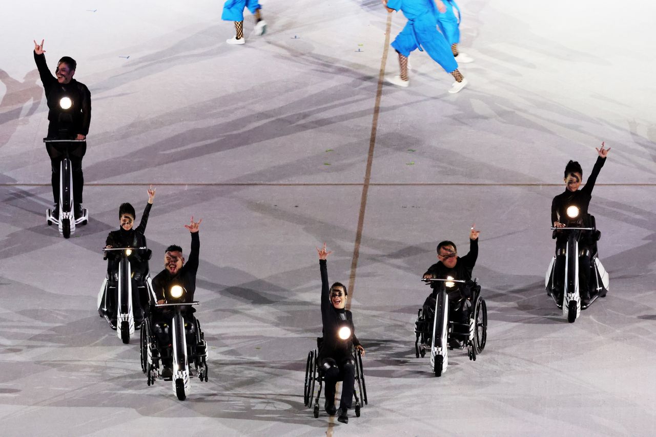 Tokyo 2020 Paralympic Games - The Tokyo 2020 Paralympic Games Opening Ceremony - Olympic Stadium, Tokyo, Japan - August 24, 2021. Performers during the opening ceremony. REUTERS/Ivan Alvarado