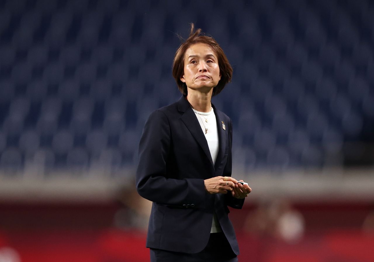 FILE PHOTO: Tokyo 2020 Olympics - Soccer Football - Women - Quarterfinal - Sweden v Japan - Saitama Stadium, Saitama, Japan - July 30, 2021. Japan coach Asako Takakura after the match REUTERS/Molly Darlington